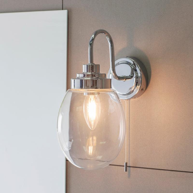 Hampton 1 Light Glass & Chrome Bathroom Wall Light - IP44