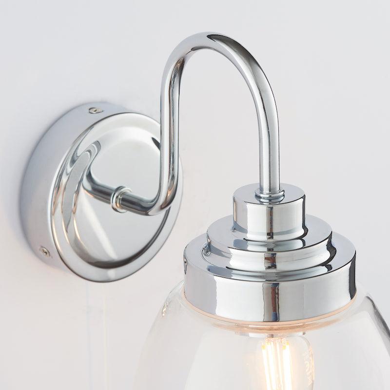 Hampton 1 Light Glass & Chrome Bathroom Wall Light - IP44