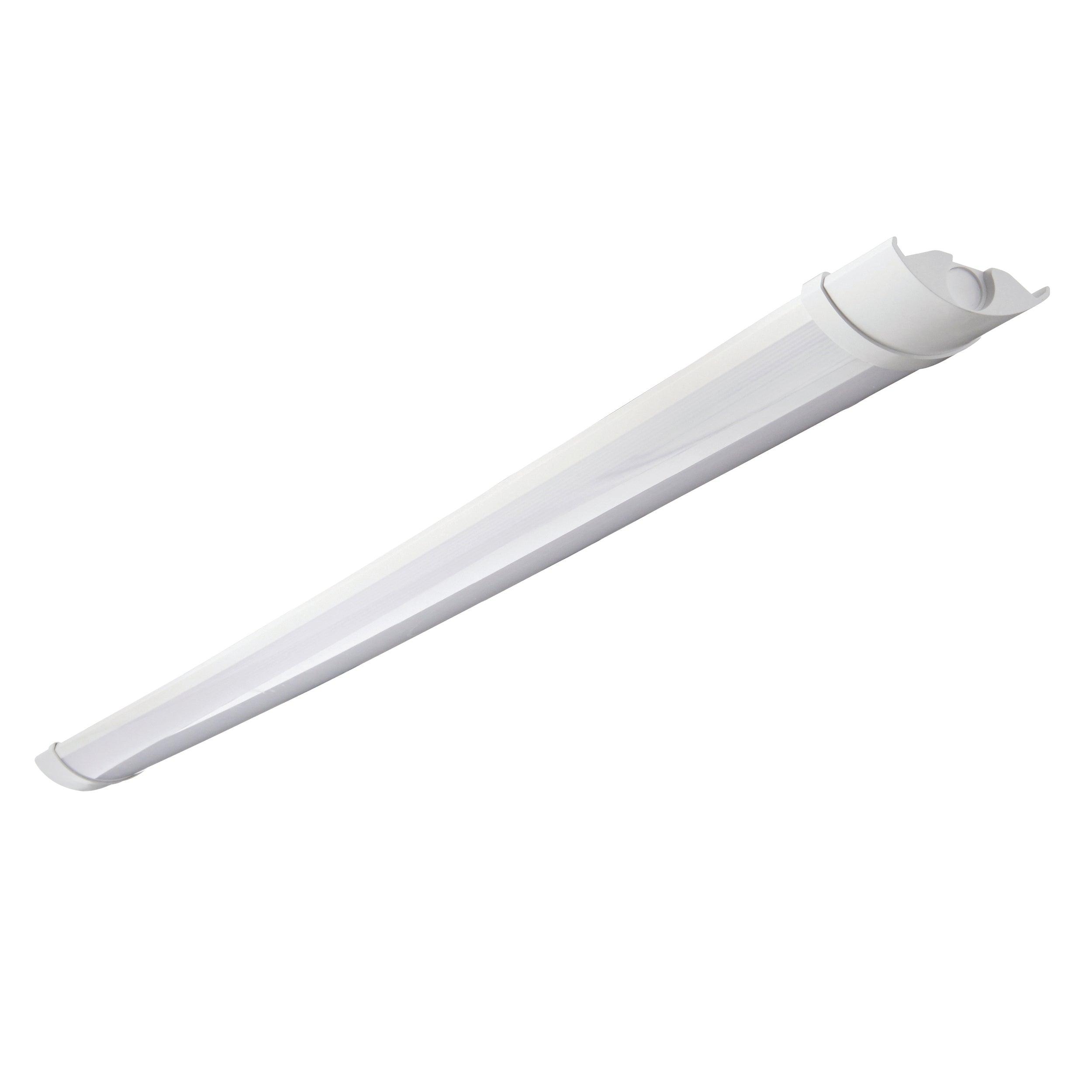 reeve 2 daylight white 5ft led outdoor batten ip65 40wby Saxby Lighting, close up image