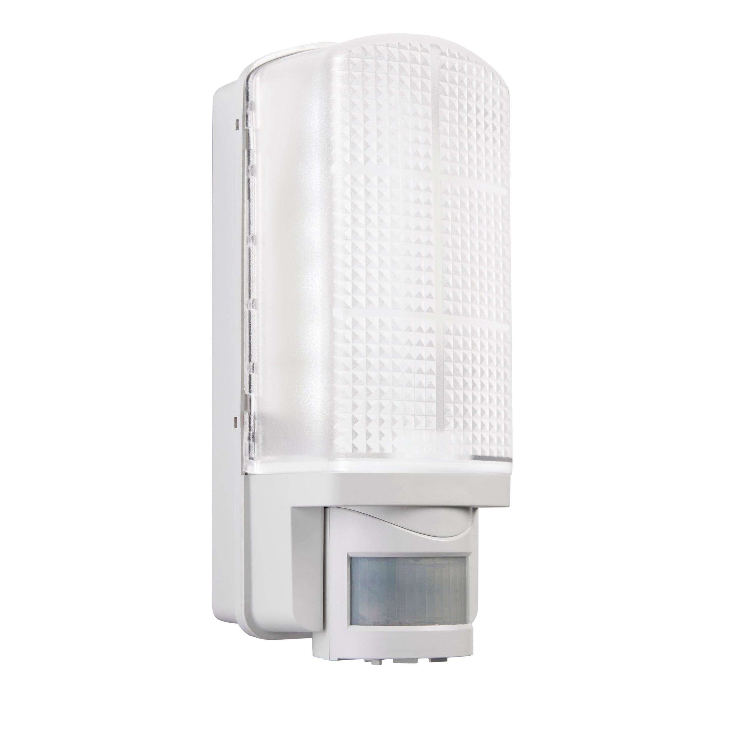 motion led white pir outdoor wall light ip44 6wby saxby lighting