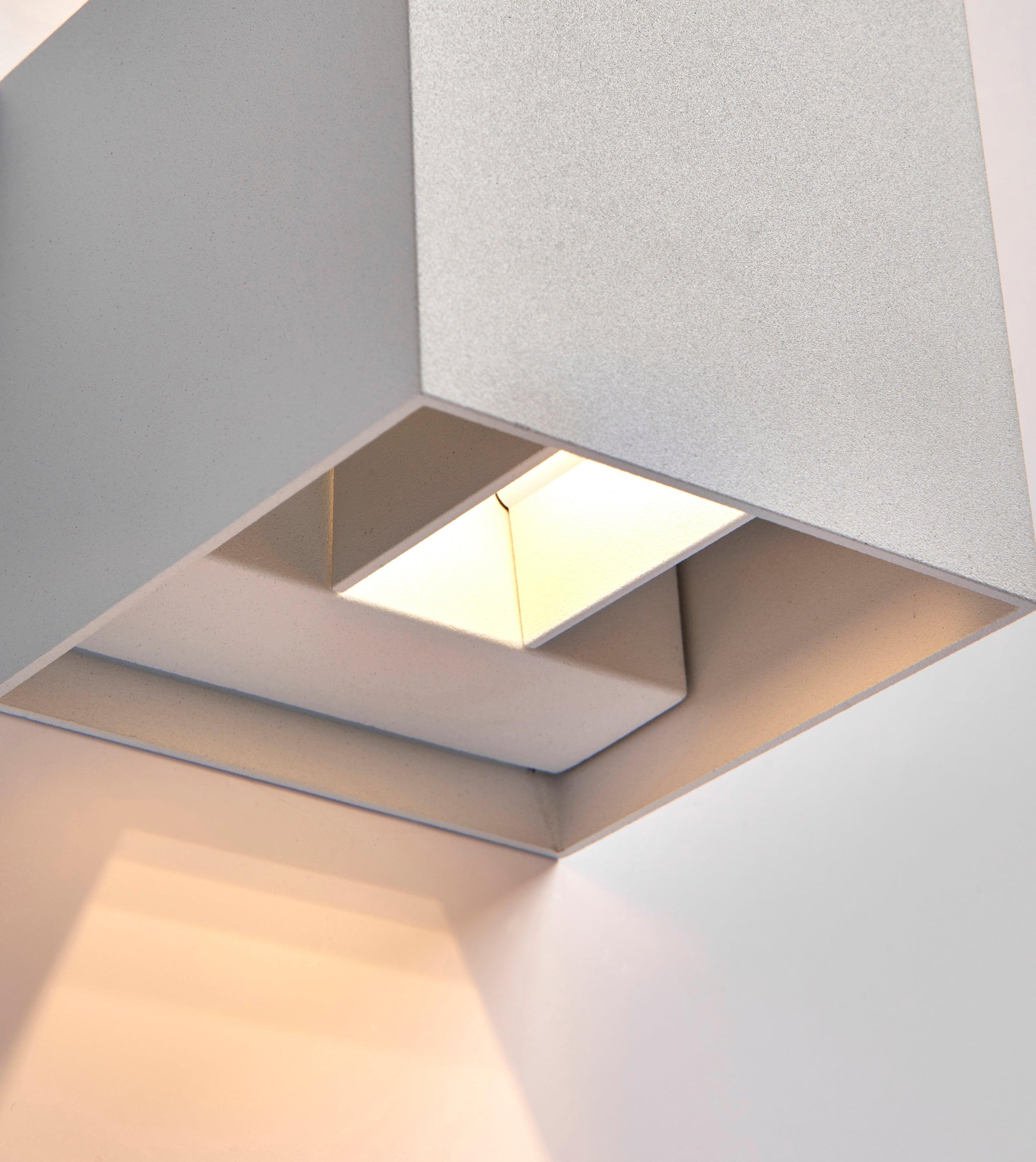 glover white led outdoor wall light ip44 5 5w by saxby lighting, close up image 455